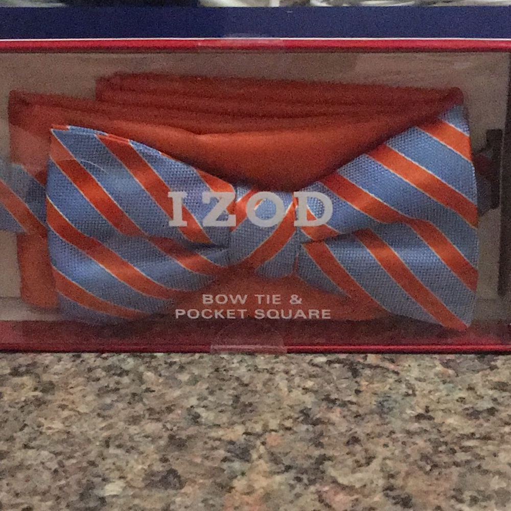 IZOD BOW TIE & POCKET SQUARE
